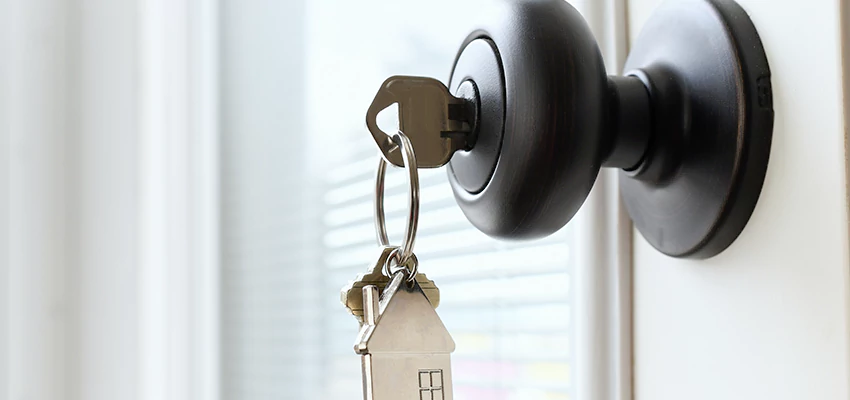 Bifold Door Knob Replacement in Coachella, California